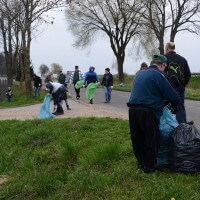 Sprzątanie wsi 15.04.2016